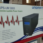 Unomat UM 3000VA