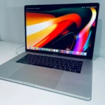 MACBOOK PRO 15 2018 | I9 2.9GHZ |32GB RAM | 2TB SSD | RETINA DISPLAY | TOUCH BAR | RADEON PRO VEGA 20